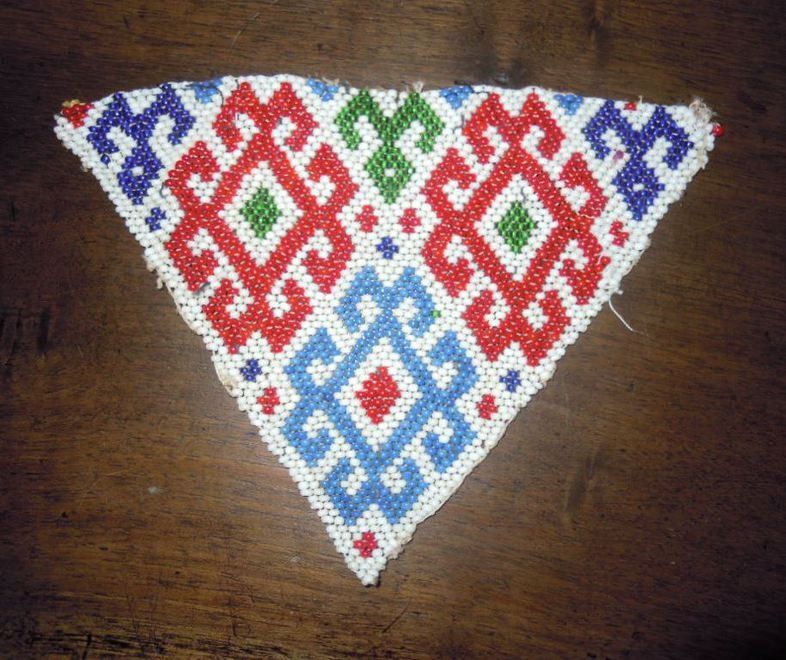 Aplique abalorios afgano