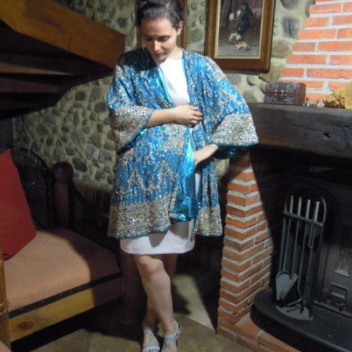 Abrigo joya confeccionado con saree de India (delantero)