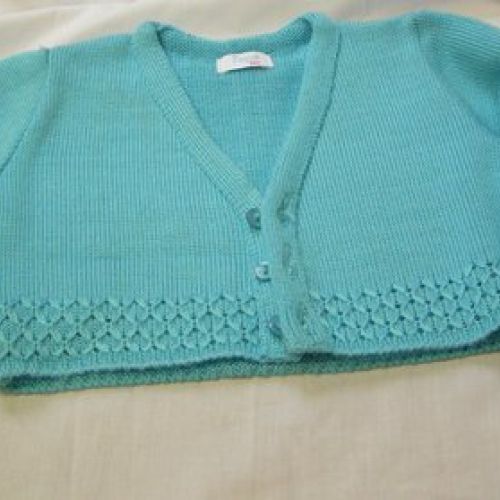 Conjunto de vestido, chaqueta y braguita: detalle de la chaqueta