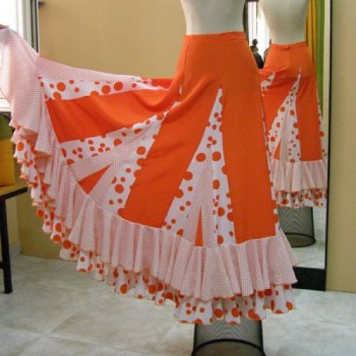 Falda de ensayo fantasia talla 38 (En venta), extendida