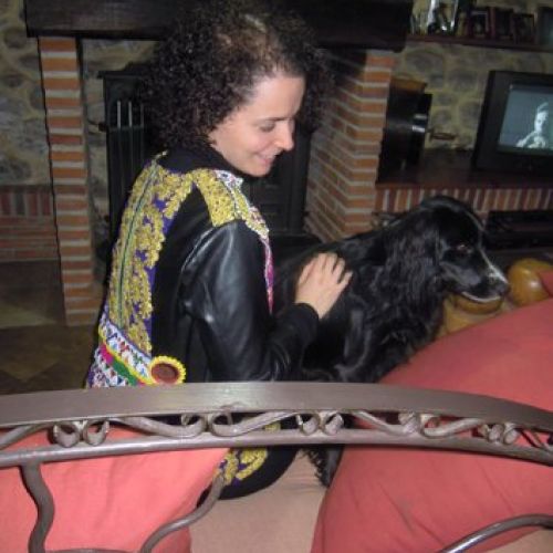 Casaca étnico vintage confeccionada con napa y telas y abalorios afganos