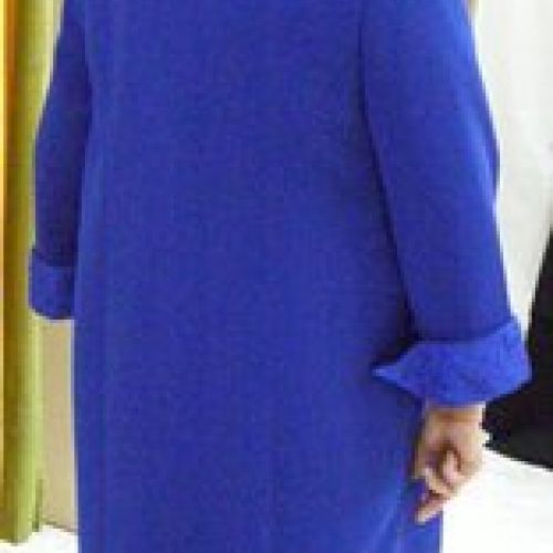 Traje azul (chaqueta y vestido), trasero (confeccionado en el año 2012)