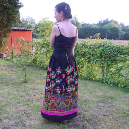 Falda étnico vintage estilo boho chic confeccionada con telas de India