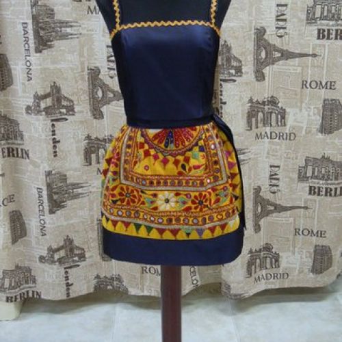 Conjunto de top y falda étnico vintage confeccionado con tapiz de India y tafetán