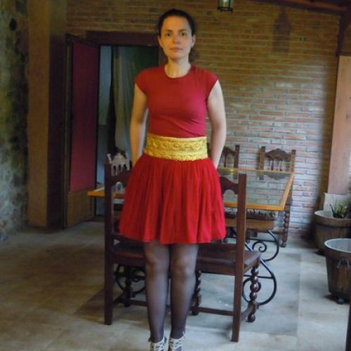 Falda étnico vintage confeccionada con telas afganas y tul