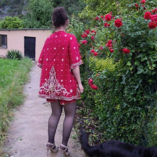 Abrigo joya confeccionado con saree de India (trasero)