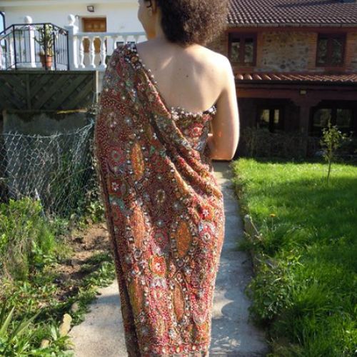 Vestido joya estilo saree confeccionado con tela de India
