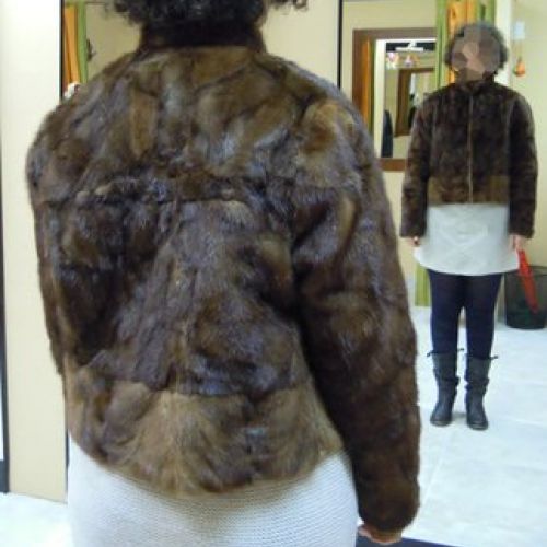 Chaquetón de piel (trasero)