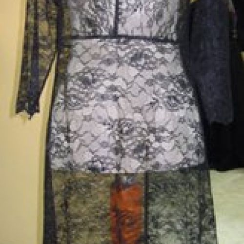 Sobrevestido de encaje (delantero)