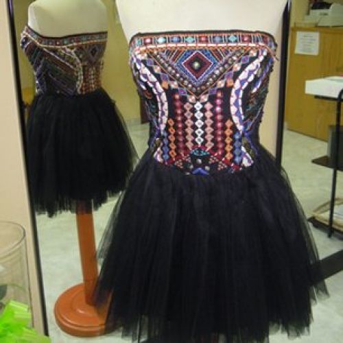 Vestido palabra de honor con falda de tul (delantero)