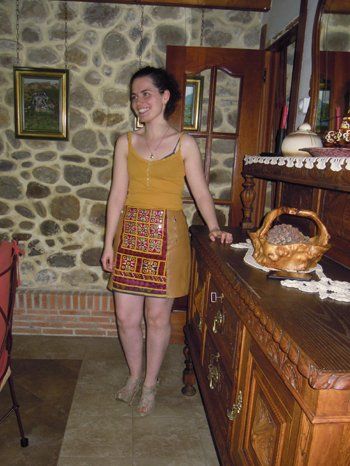 Falda étnico vintage de cuero combinado con tela de India