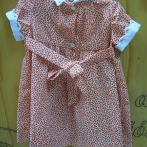 Vestido niña clásico (trasero)