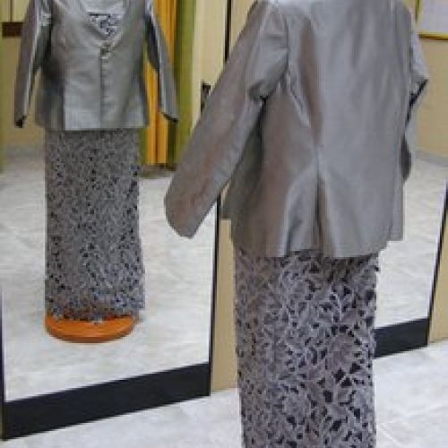 Vestido encaje gris con chaqueta (trasero) (4)