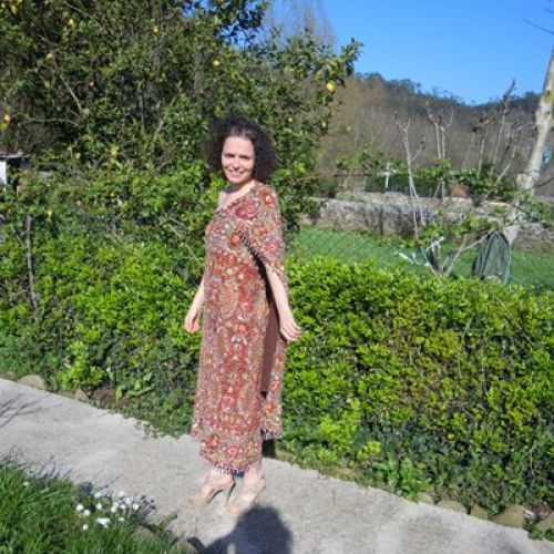 Vestido joya estilo saree confeccionado con tela de India