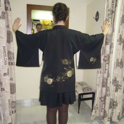 Kimono confeccionado con seda japonesa (2)